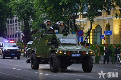 View - 	Công an TP Hà Nội tổ chức tổng duyệt Ngày hội vì Thủ đô bình yên